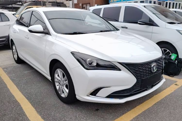 Used CHANGAN Eado 2019 Blue Whale Edition 280T GDI DCT High-Speed Model Front Right 45 Deg