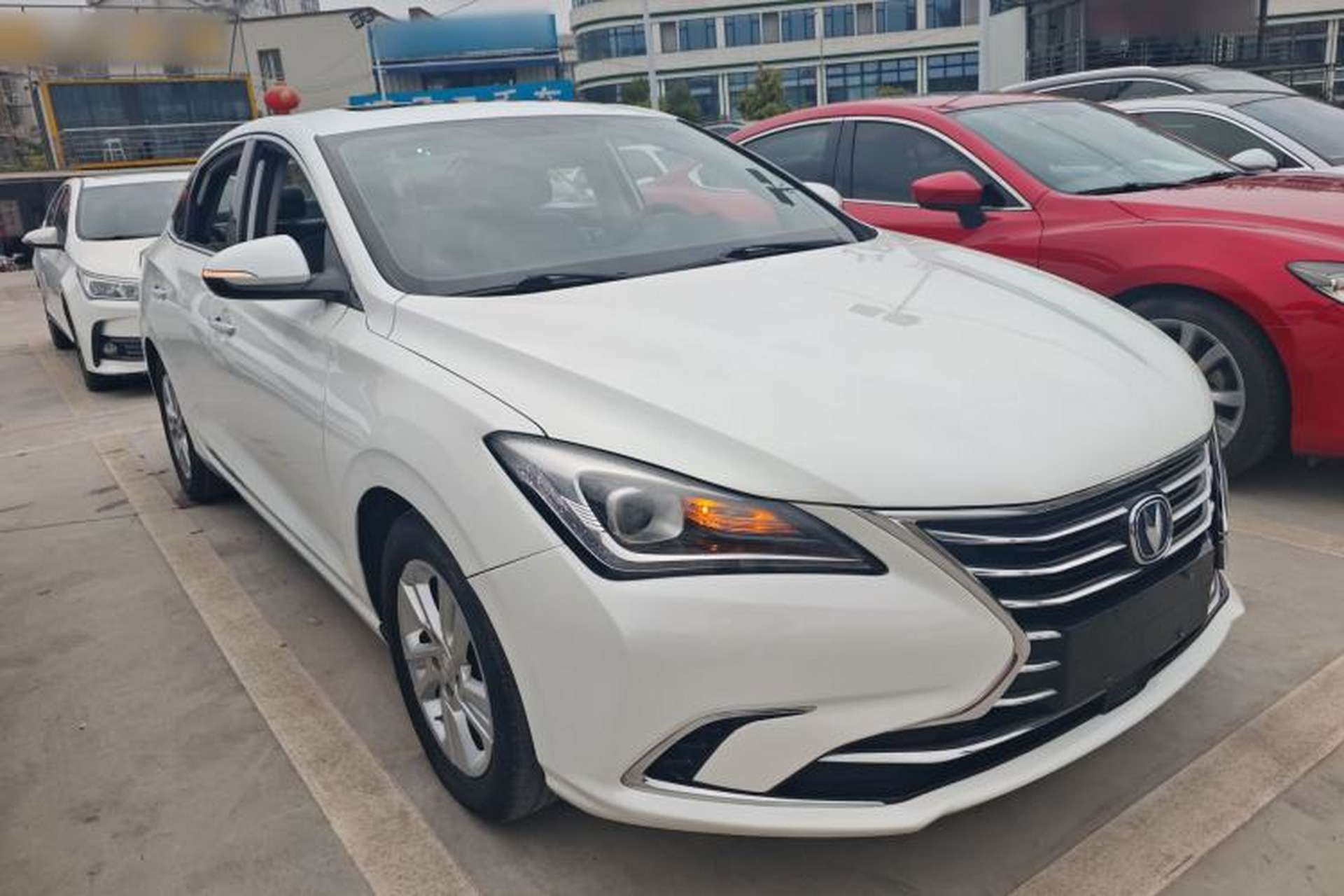 Used CHANGAN Eado 2019 High-Energy Edition 1.6L GDI Manual Pioneer Model China VI Standard Front Right 45 Deg