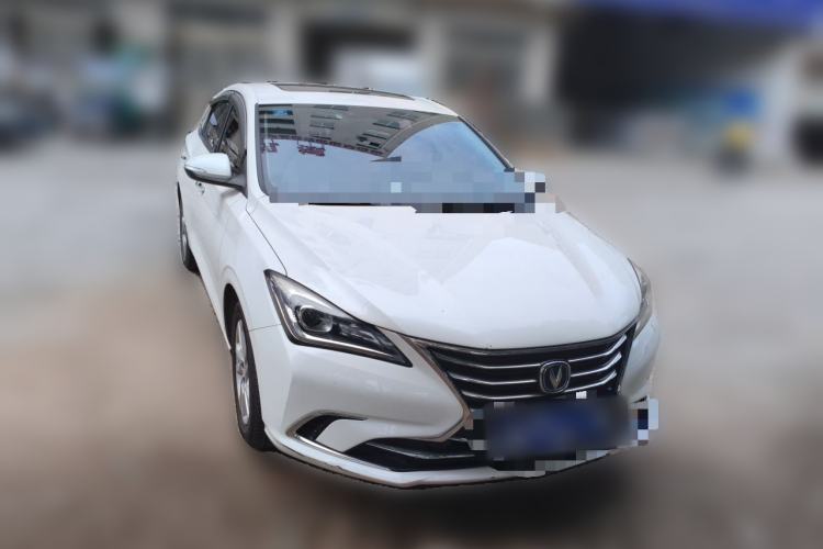 Used CHANGAN Eado 2019 High-Energy Edition 1.6L GDI Manual Pioneer Model China VI Standard Front Right 45 Deg