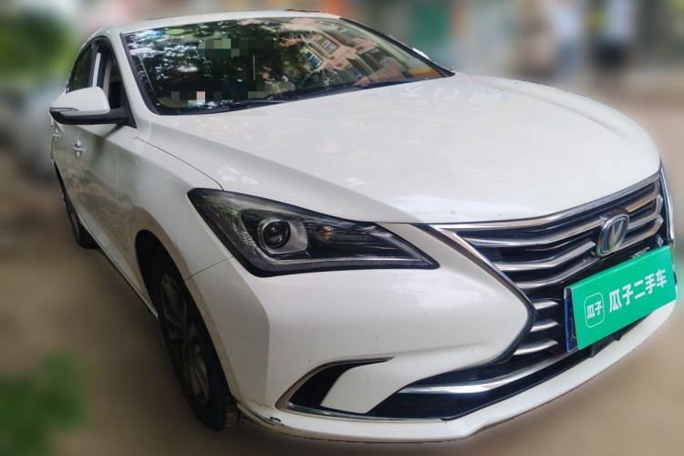 Used CHANGAN Eado 2019 High-Energy Edition 1.6L GDI Manual Pioneer Model China VI Standard Front Right 45 Deg
