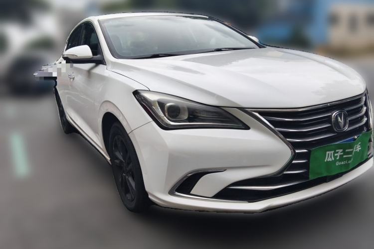 Used CHANGAN Eado 2019 1.6L GDI Manual Value Edition China VI Standard Front Right 45 Deg