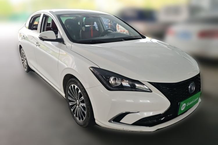 Used CHANGAN Eado 2019 Blue Whale Edition 280T GDI DCT High-Speed Model Front Right 45 Deg