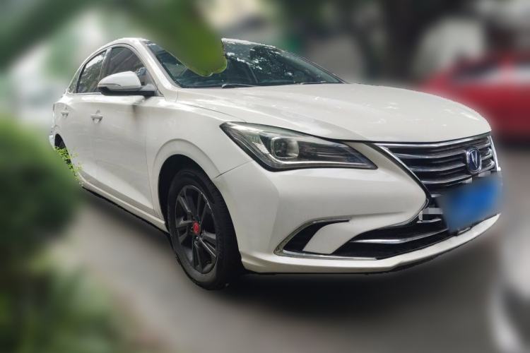 Used CHANGAN Eado 2019 1.6L GDI Manual Value Edition China VI Standard Front Right 45 Deg