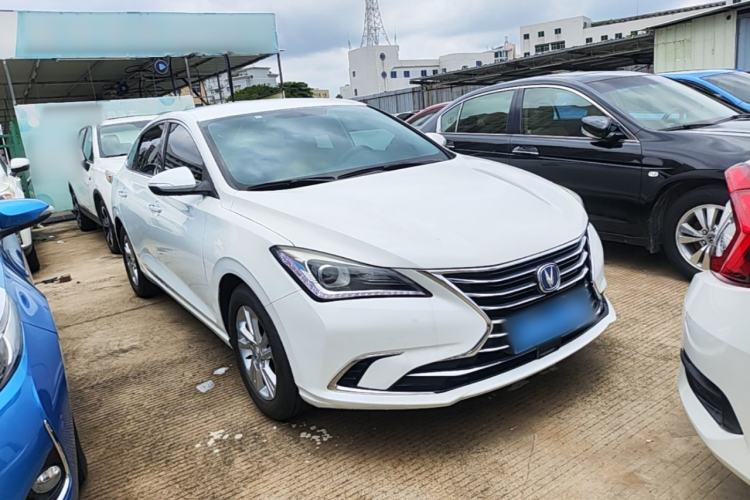 Used CHANGAN Eado 2019 1.6L GDI Manual Value Edition China VI Standard Front Right 45 Deg