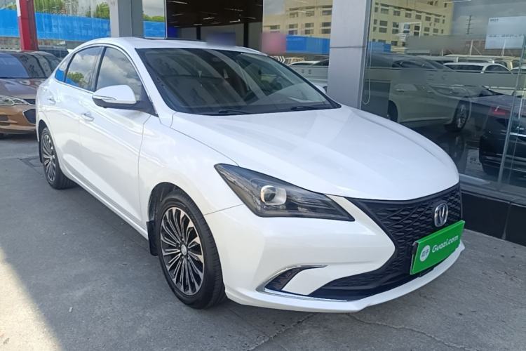 Used CHANGAN Eado 2019 Blue Whale Edition 280T GDI DCT Light-Speed Model Front Right 45 Deg