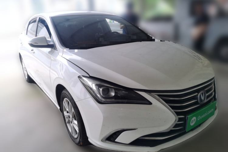 Used CHANGAN Eado 2019 1.6L GDI Manual Value Edition China VI Standard Front Right 45 Deg