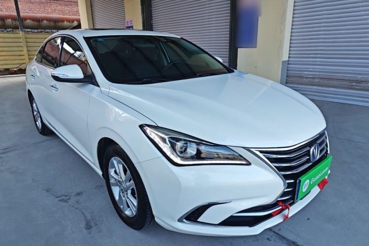 Used CHANGAN Eado 2019 High-Energy Edition 1.6L GDI Manual Pioneer Model China VI Standard Front Right 45 Deg