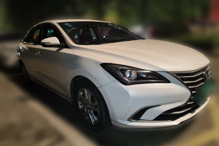 Used CHANGAN Eado 2019 High-Energy Edition 1.6L GDI Automatic Pioneer Model China VI Standard Front Right 45 Deg