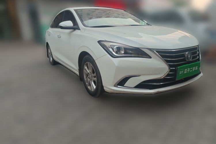 Used CHANGAN Eado 2019 High-Energy Edition 1.6L GDI Manual Pioneer Model China VI Standard Front Right 45 Deg