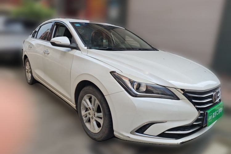 Used CHANGAN Eado 2019 High-Energy Edition 1.6L GDI Manual Pioneer Model China VI Standard Front Right 45 Deg