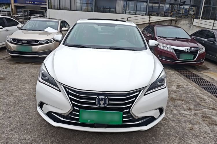 Used CHANGAN Eado 2019 High-Energy Edition 1.6L GDI Manual Pioneer Model China VI Standard Front