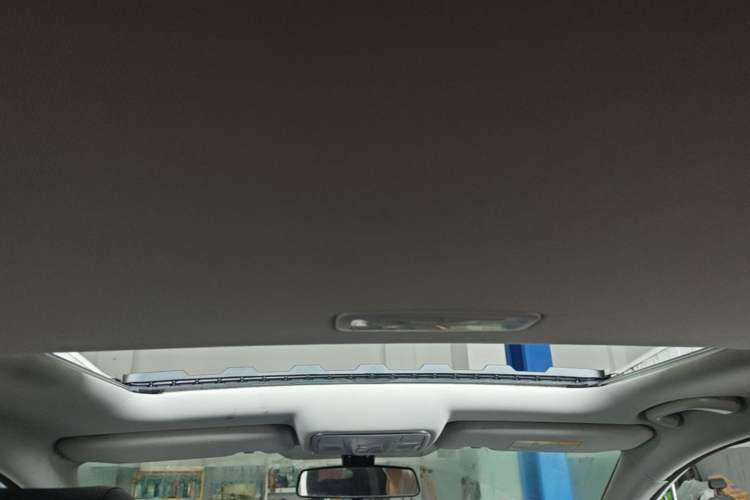 Used CHANGAN Eado 2019 High-Energy Edition 1.6L GDI Automatic Pioneer Model China VI Standard Headliner