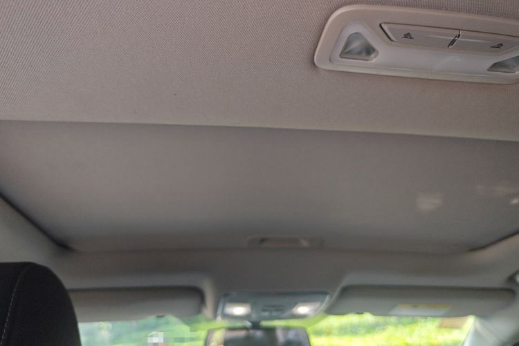 Used CHANGAN Eado 2019 High-Energy Edition 1.6L GDI Manual Pioneer Model China VI Standard Headliner
