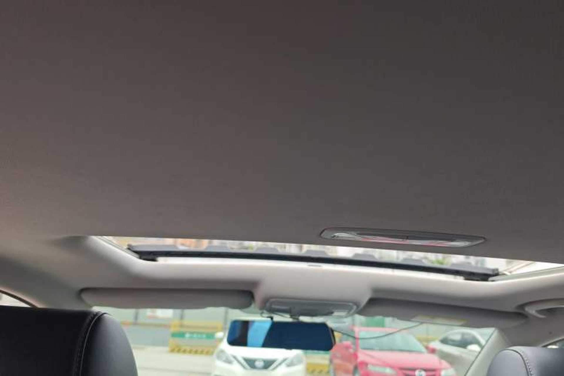 Used CHANGAN Eado 2019 High-Energy Edition 1.6L GDI Manual Pioneer Model China VI Standard Headliner