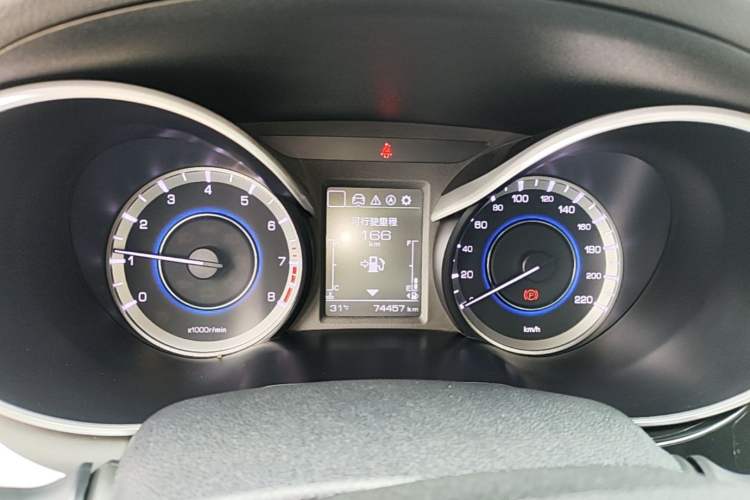 Used CHANGAN Eado 2019 1.6L GDI Manual Value Edition China VI Standard Instrument Cluster