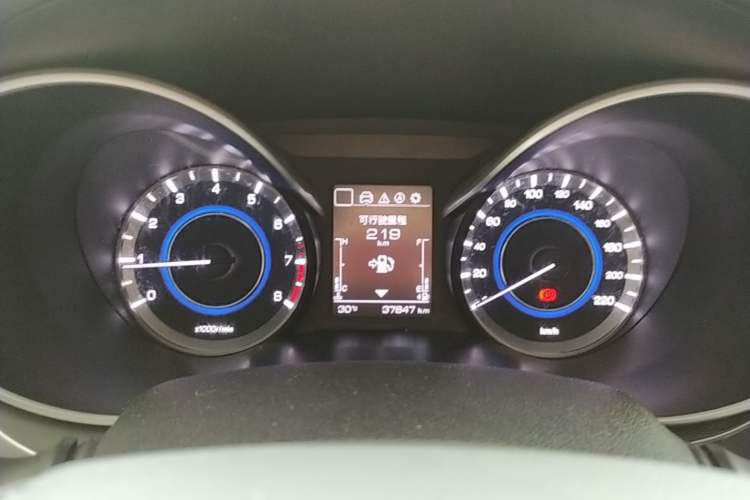 Used CHANGAN Eado 2019 High-Energy Edition 1.6L GDI Manual Pioneer Model China VI Standard Instrument Cluster