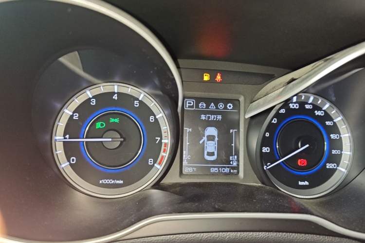 Used CHANGAN Eado 2019 High-Energy Edition 1.6L GDI Automatic Zhenfeng Model China VI Standard Instrument Cluster