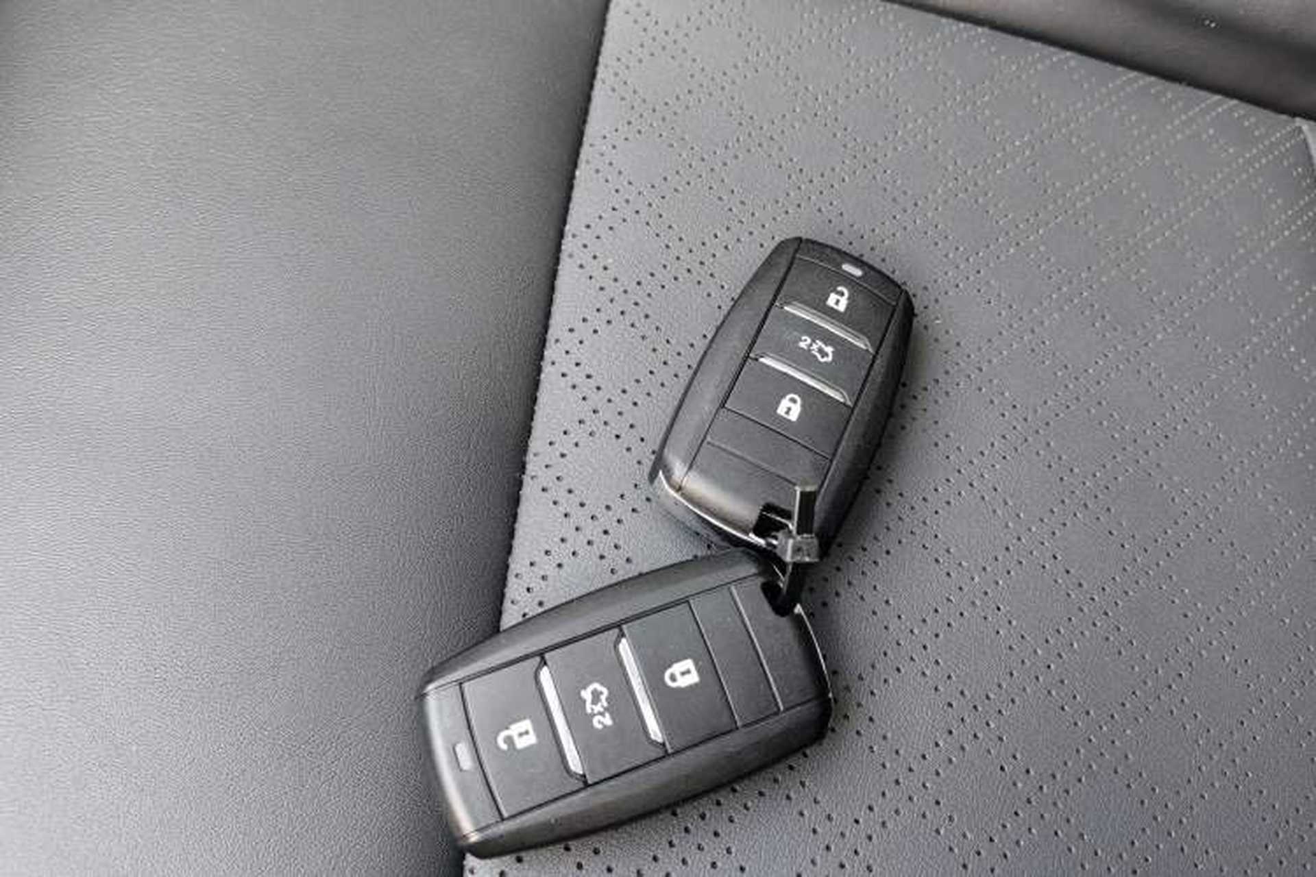 Used CHANGAN Eado 2019 High-Energy Edition 1.6L GDI Manual Pioneer Model China VI Standard Interior 10