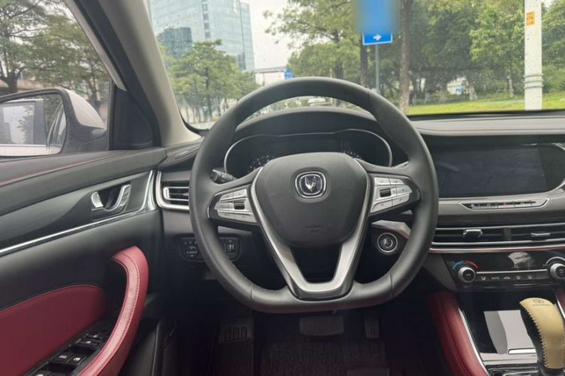 Used CHANGAN Eado 2019 Blue Whale Edition 280T GDI DCT High-Speed Model Interior 2