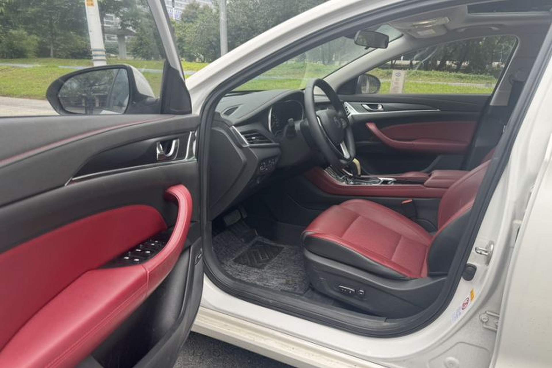Used CHANGAN Eado 2019 Blue Whale Edition 280T GDI DCT High-Speed Model Interior 3