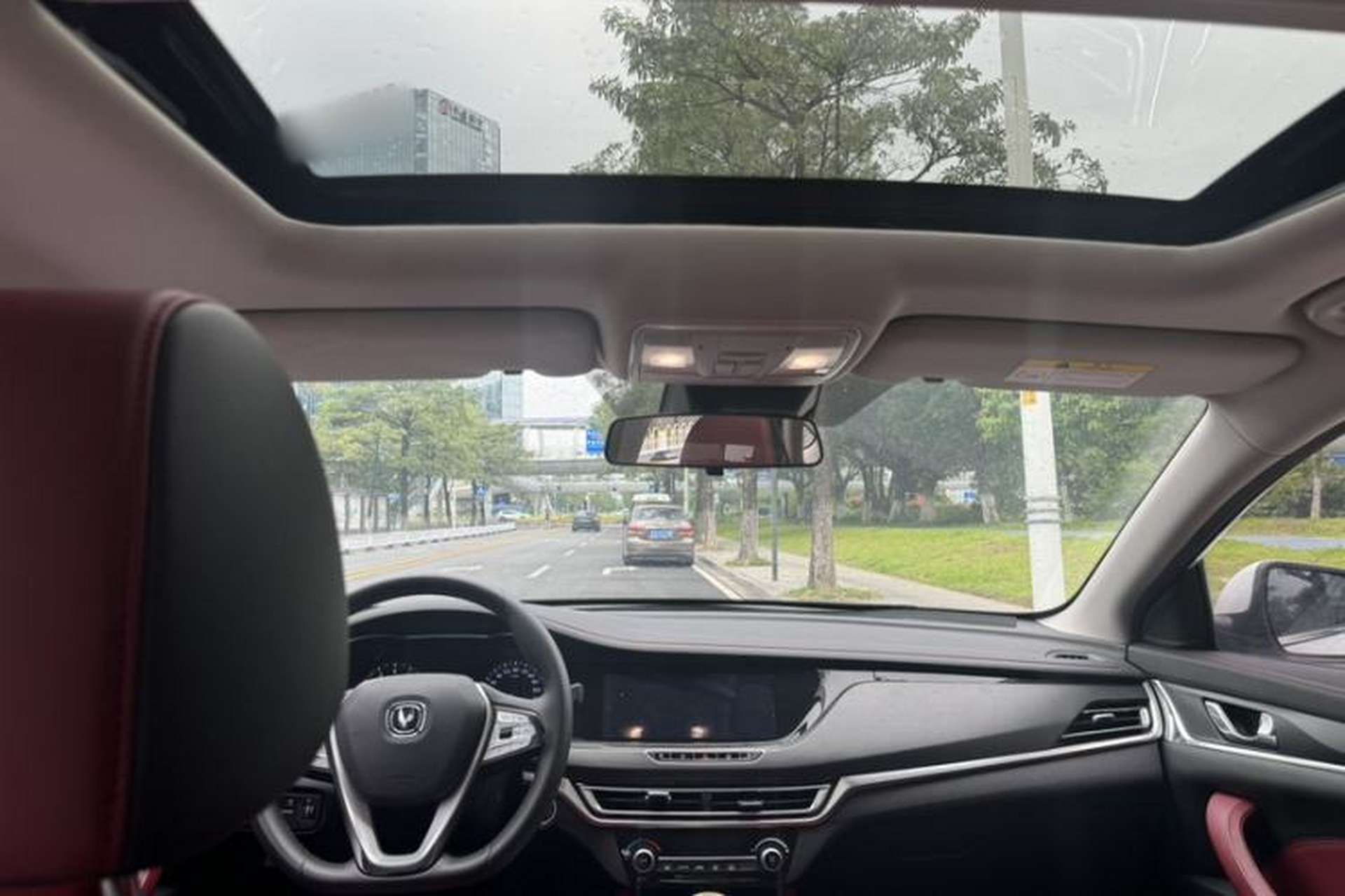 Used CHANGAN Eado 2019 Blue Whale Edition 280T GDI DCT High-Speed Model Interior 6