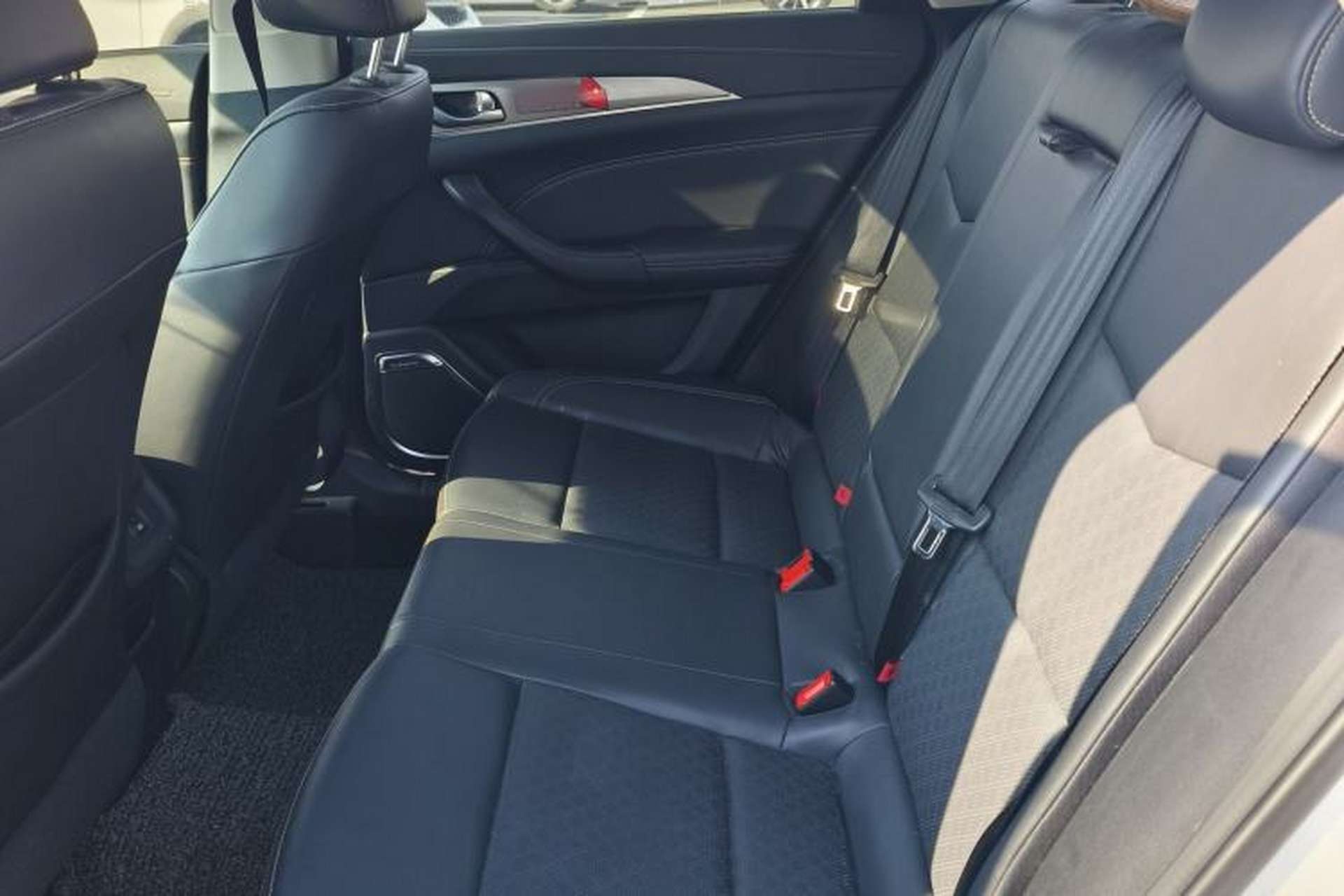Used CHANGAN Eado 2019 High-Energy Edition 1.6L GDI Manual Pioneer Model China VI Standard Interior 8