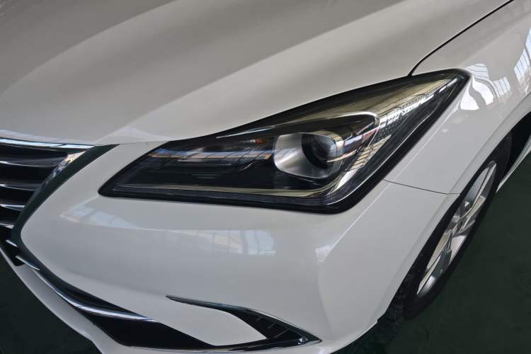 Used CHANGAN Eado 2019 High-Energy Edition 1.6L GDI Manual Pioneer Model China VI Standard Left Front Headlight