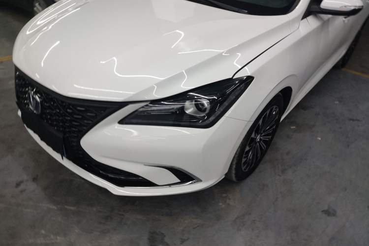 Used CHANGAN Eado 2019 Blue Whale Edition 280T GDI DCT Light-Speed Model Left Front Headlight