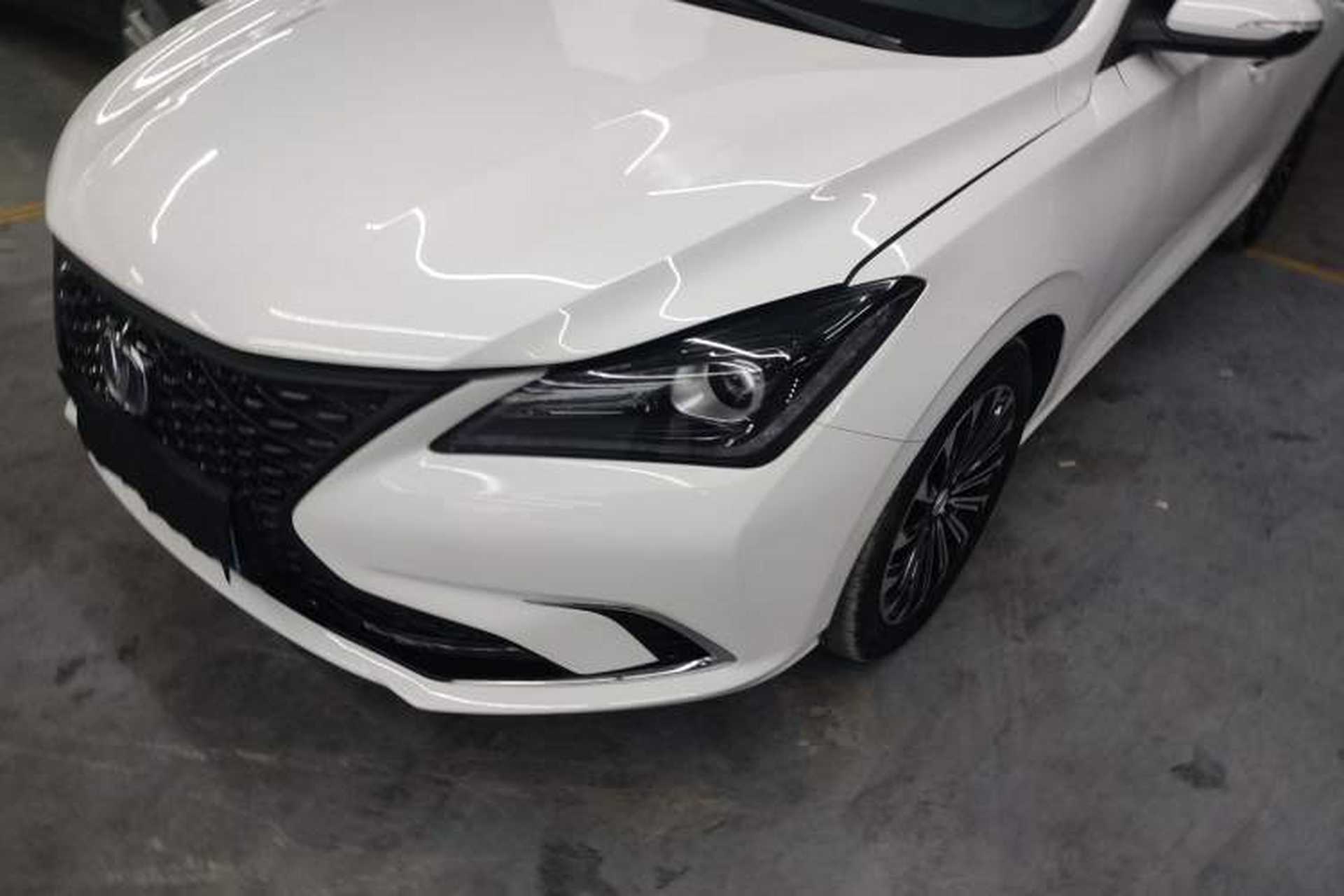 Used CHANGAN Eado 2019 Blue Whale Edition 280T GDI DCT Light-Speed Model Left Front Headlight