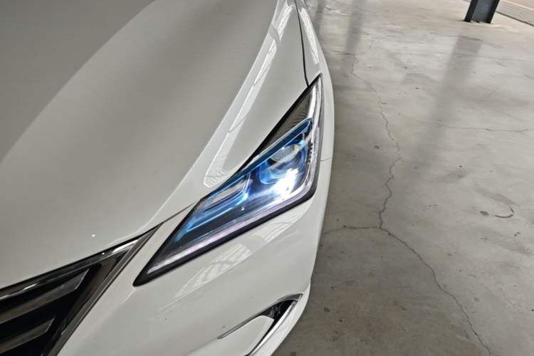 Used CHANGAN Eado 2019 High-Energy Edition 1.6L GDI Automatic Zhenfeng Model China VI Standard Left Front Headlight