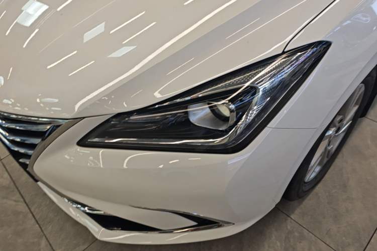 Used CHANGAN Eado 2019 High-Energy Edition 1.6L GDI Manual Pioneer Model China VI Standard Left Front Headlight