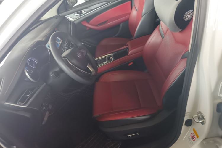 Used CHANGAN Eado 2019 Blue Whale Edition 280T GDI DCT High-Speed Model Left Front Seat