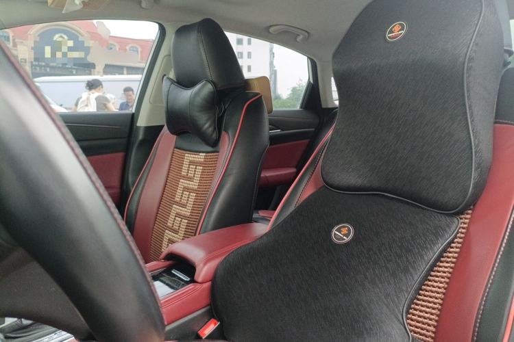 Used CHANGAN Eado 2019 Blue Whale Edition 280T GDI DCT High-Speed Model Left Front Seat
