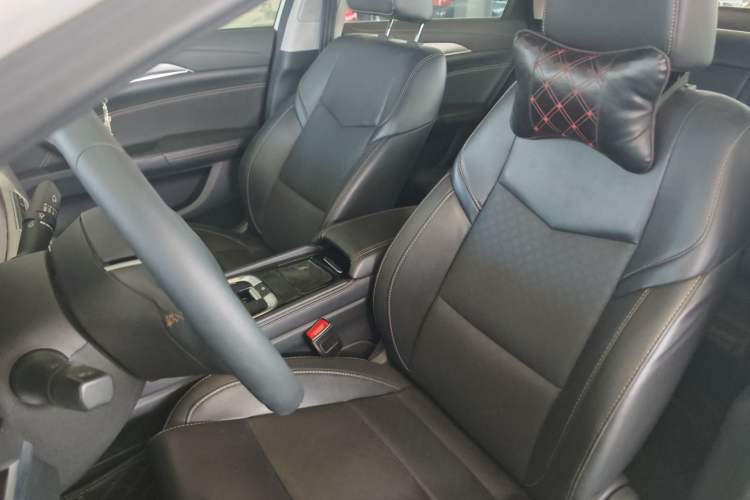 Used CHANGAN Eado 2019 High-Energy Edition 1.6L GDI Manual Pioneer Model China VI Standard Left Front Seat