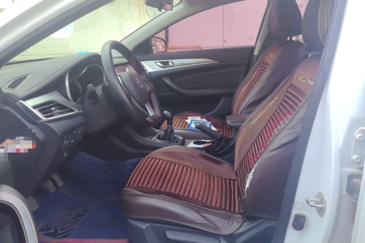 Used CHANGAN Eado 2019 1.6L GDI Manual Value Edition China VI Standard Left Front Seat