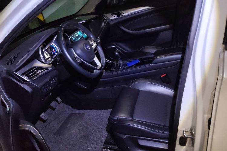 Used CHANGAN Eado 2019 High-Energy Edition 1.6L GDI Manual Pioneer Model China VI Standard Left Front Seat