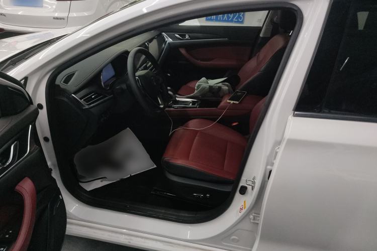 Used CHANGAN Eado 2019 Blue Whale Edition 280T GDI DCT Light-Speed Model Left Front Seat