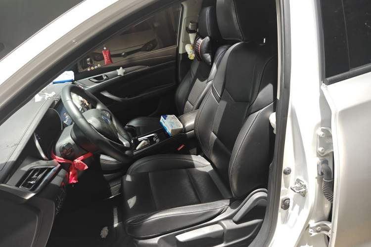Used CHANGAN Eado 2019 High-Energy Edition 1.6L GDI Manual Pioneer Model China VI Standard Left Front Seat