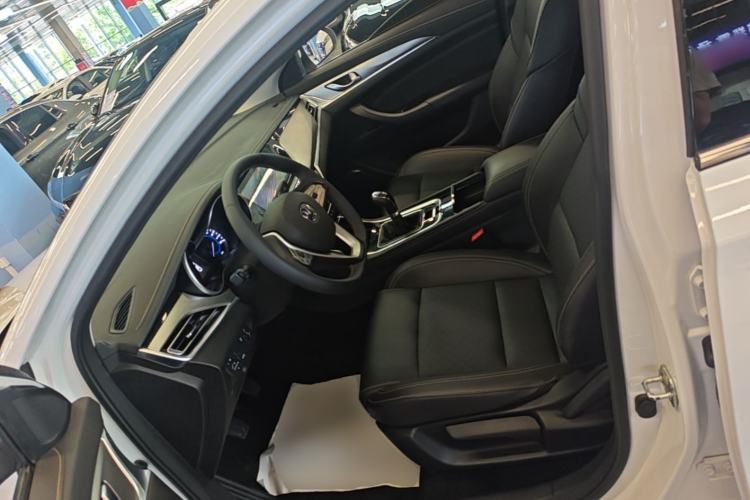 Used CHANGAN Eado 2019 High-Energy Edition 1.6L GDI Manual Pioneer Model China VI Standard Left Front Seat