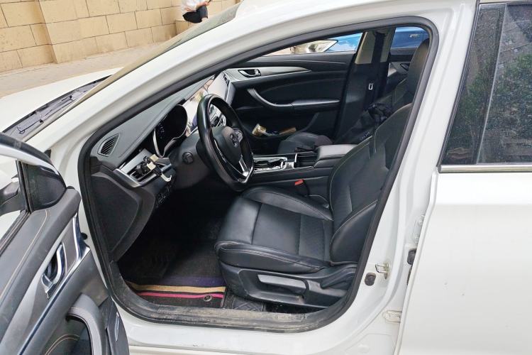 Used CHANGAN Eado 2019 High-Energy Edition 1.6L GDI Automatic Pioneer Model China VI Standard Left Front Seat