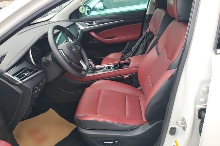 Used CHANGAN Eado 2019 Blue Whale Edition 280T GDI DCT High-Speed Model Left Front Seat