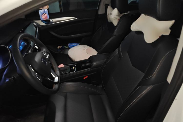 Used CHANGAN Eado 2019 High-Energy Edition 1.6L GDI Automatic Pioneer Model China VI Standard Left Front Seat