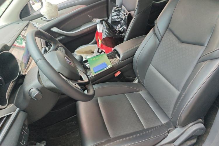 Used CHANGAN Eado 2019 High-Energy Edition 1.6L GDI Manual Pioneer Model China VI Standard Left Front Seat