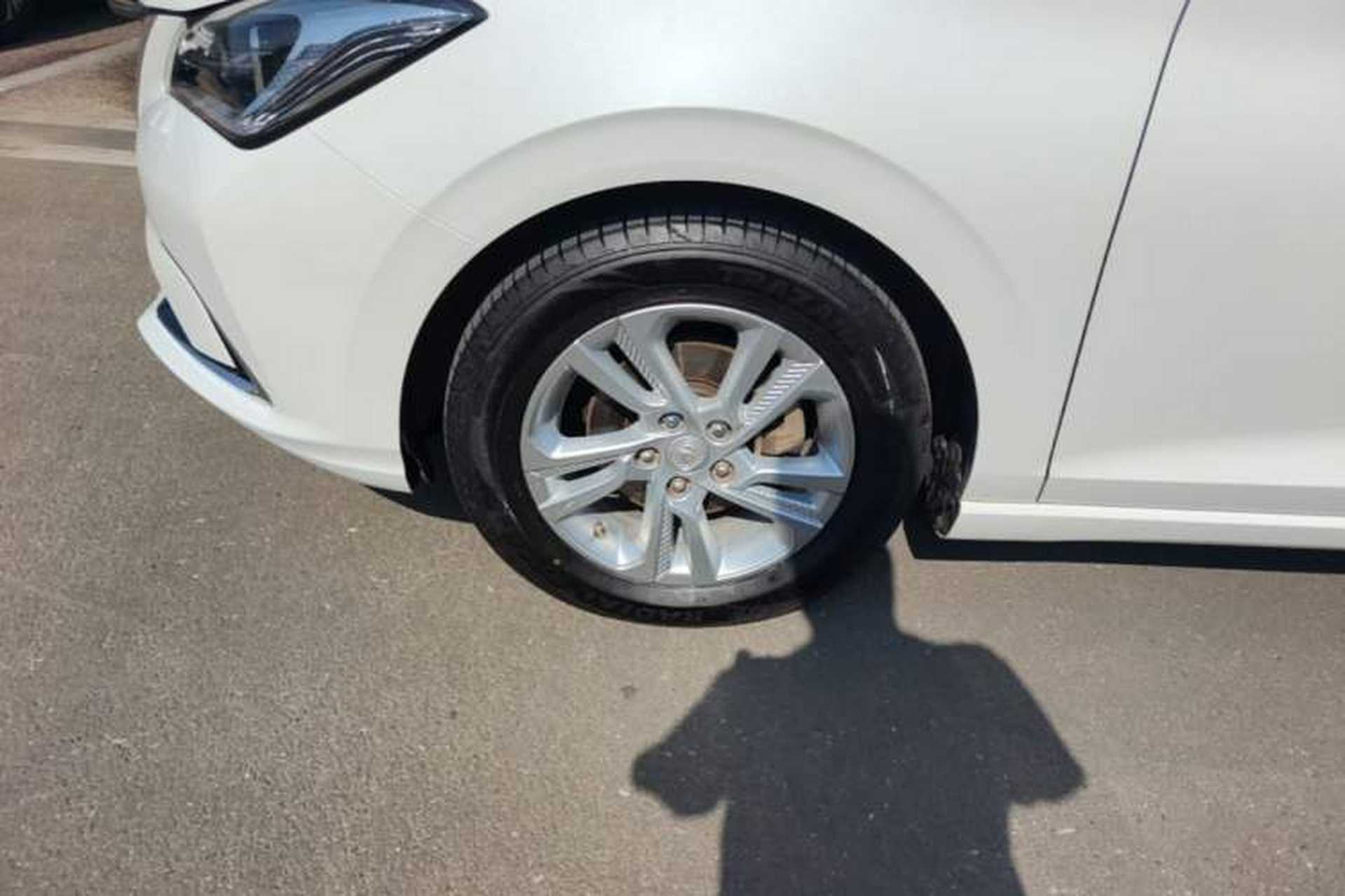 Used CHANGAN Eado 2019 High-Energy Edition 1.6L GDI Manual Pioneer Model China VI Standard Left Front Wheel Hub