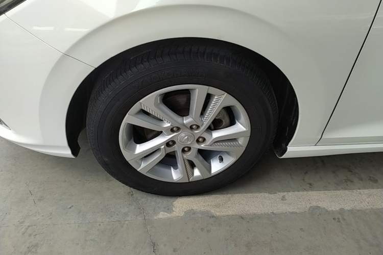 Used CHANGAN Eado 2019 High-Energy Edition 1.6L GDI Manual Pioneer Model China VI Standard Left Front Wheel Hub