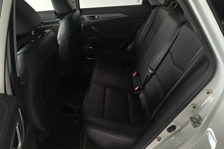 Used CHANGAN Eado 2019 1.6L GDI Manual Value Edition China VI Standard Left Rear Seat