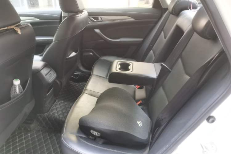 Used CHANGAN Eado 2019 High-Energy Edition 1.6L GDI Manual Pioneer Model China VI Standard Left Rear Seat