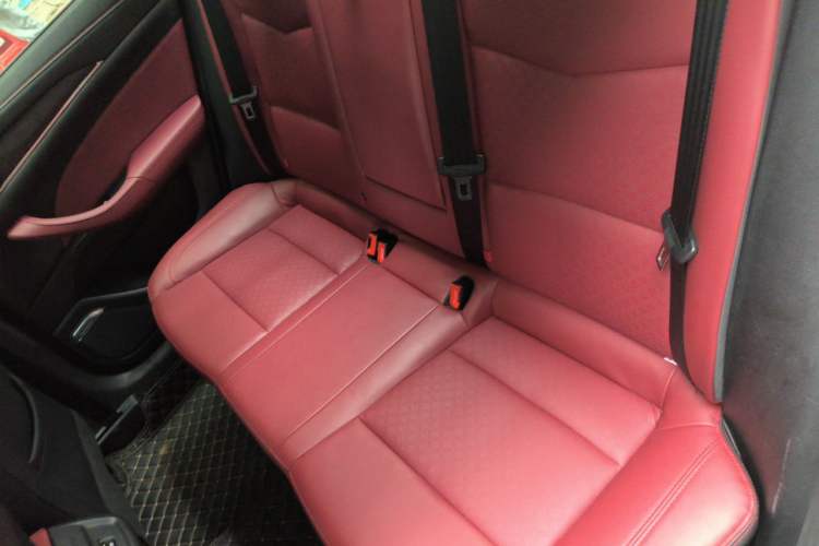 Used CHANGAN Eado 2019 Blue Whale Edition 280T GDI DCT High-Speed Model Left Rear Seat