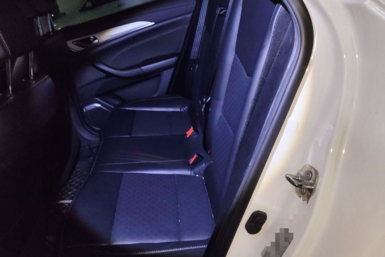 Used CHANGAN Eado 2019 High-Energy Edition 1.6L GDI Manual Pioneer Model China VI Standard Left Rear Seat
