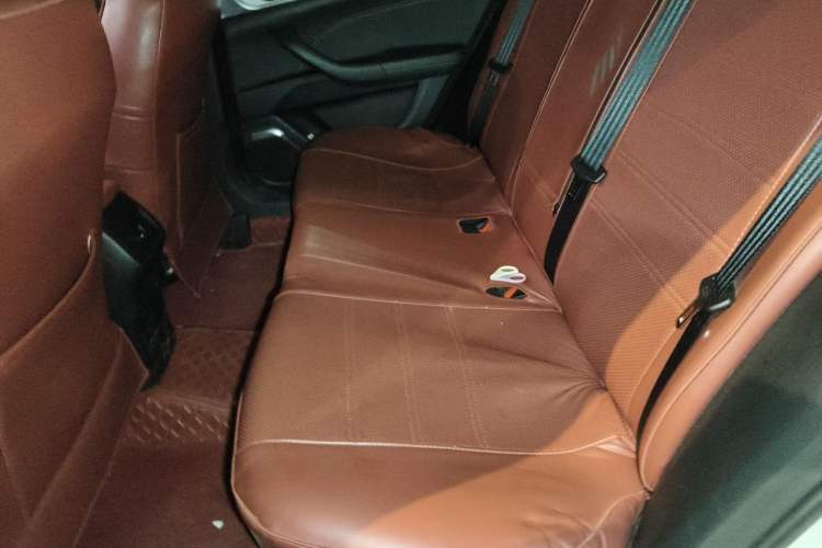 Used CHANGAN Eado 2019 High-Energy Edition 1.6L GDI Automatic Pioneer Model China VI Standard Left Rear Seat